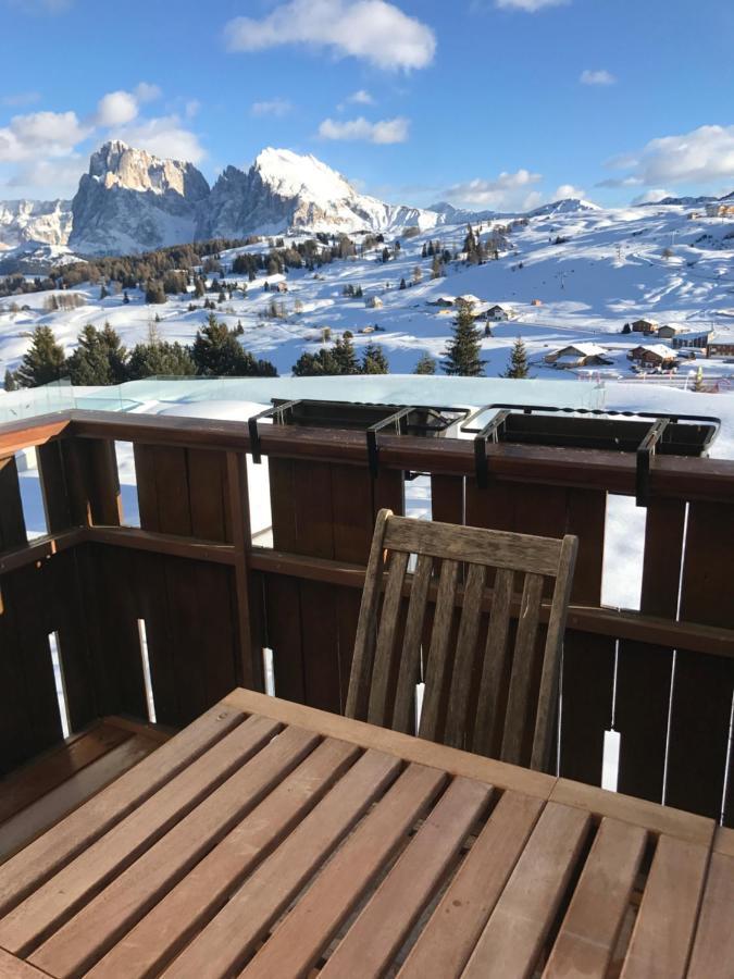 Bulla Appartamento Con Vista Sull'Alpe Di Siusi מראה חיצוני תמונה